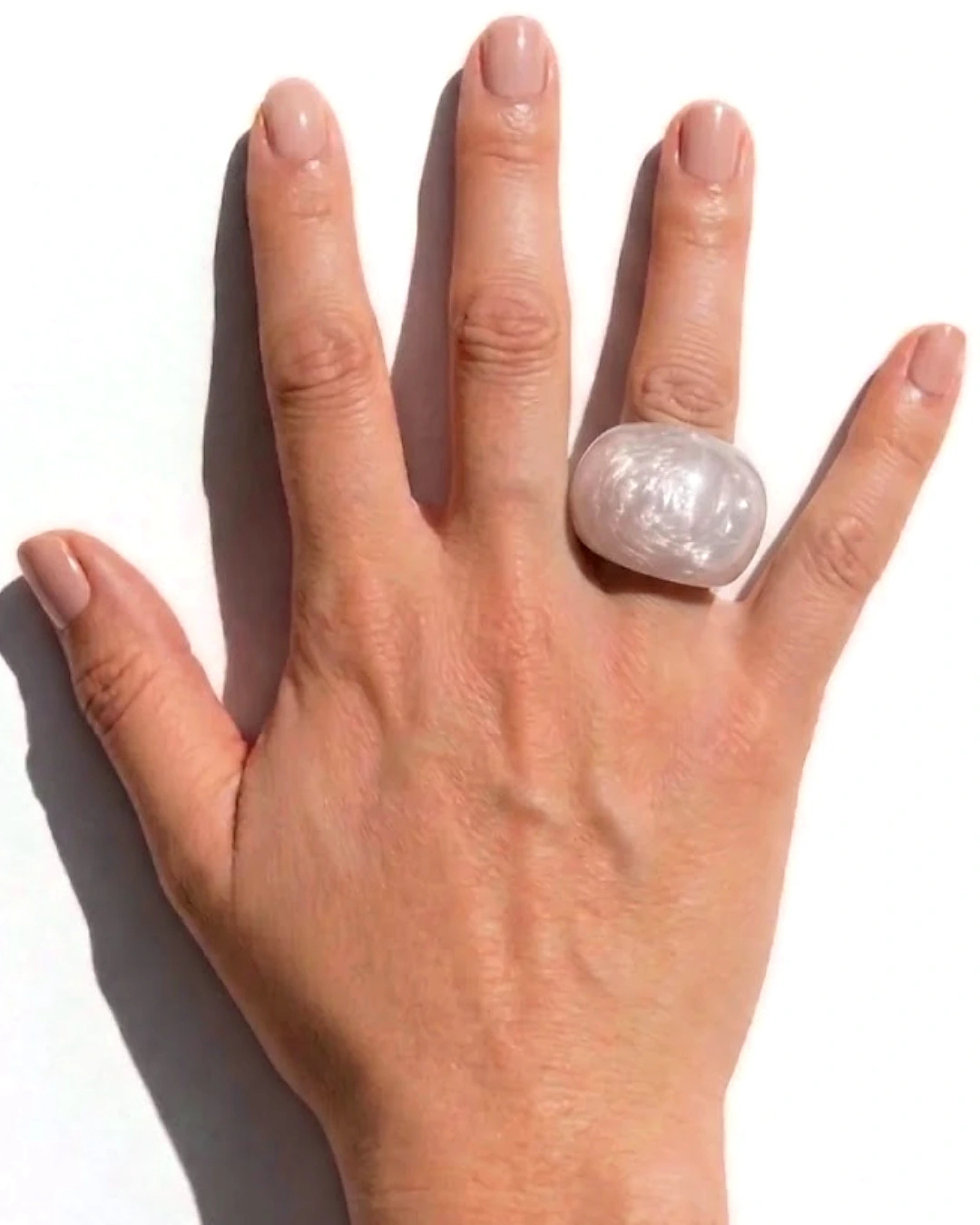 Mae Ring