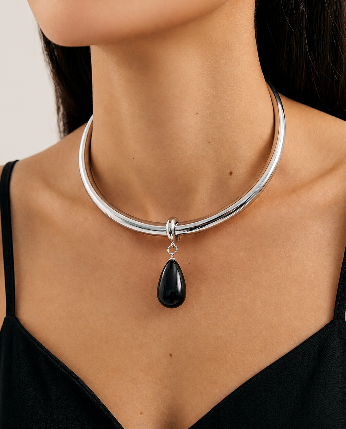 Deia Necklace