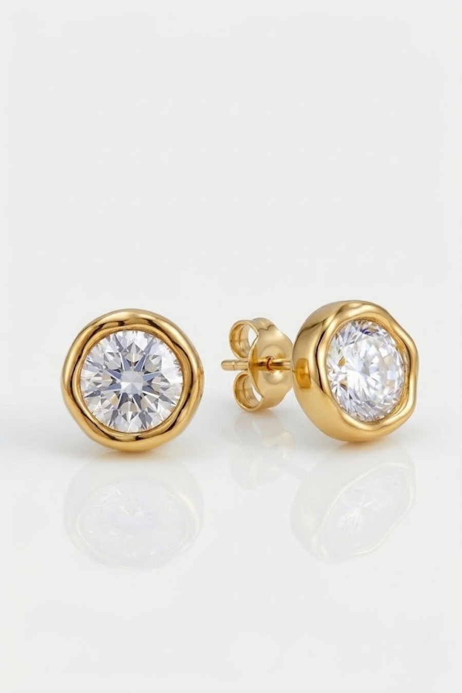 Soleil Round Studs